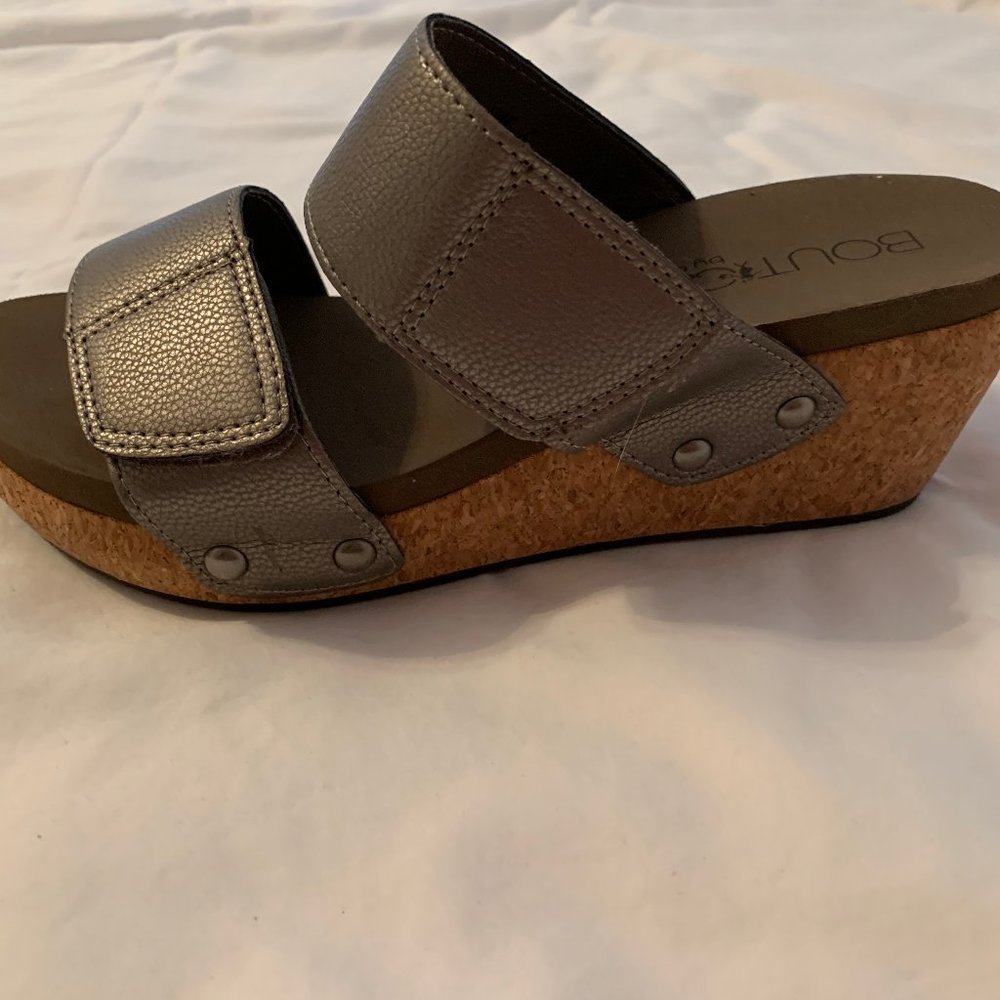 Shaw Platform Wedge Slide - image 2